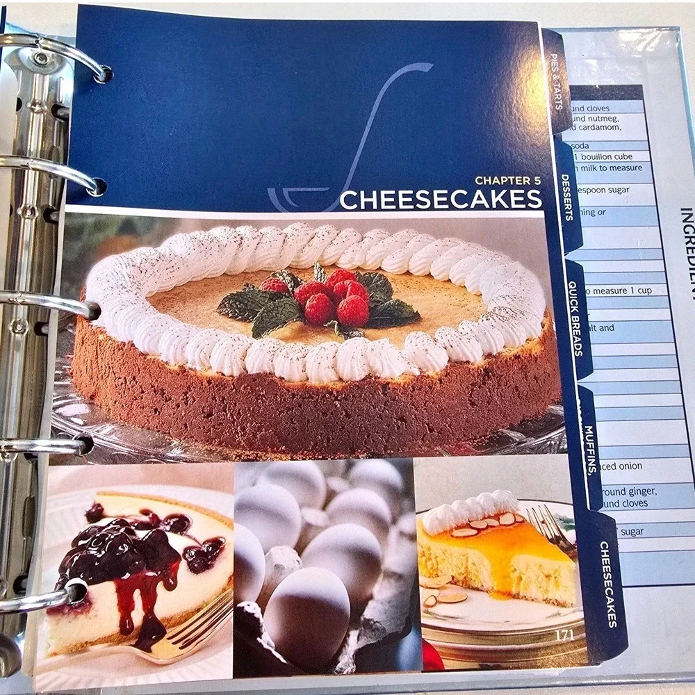 Taste of Home Baking Book Cookbook 2007 Ring Binder Flaps 725+ Recipes 1st Ed